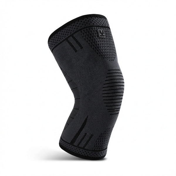 Genouillère de compression FlexoZen noire portée sur genou